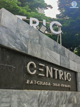 *****คอนโดมิเนียมมือสอง โครงการ เซ็นทริค รัชดา-ห้วยขวาง จาก SC Asset เนื้อที่ 61.34 ตร.ม. ฟังก์ชัน 2 ห้องนอน 2 ห้องน้ำ 1 ที่จอดรถ ฟรี! เครื่องปรับอากาศ โครงการบนทำเลเดินทางสะดวก เชื่อมต่อถนนรัชดาภิเษก ถนนพระราม9 ใกล้รถไฟฟ้า MRT สายสีน้ำเงิน "สถานีห้วยขวาง"